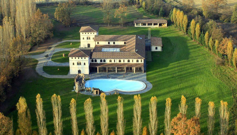 Tenuta Il Tenchio Hotel Lacchiarella Luaran gambar