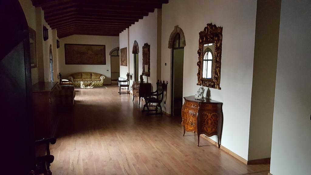 Tenuta Il Tenchio Hotel Lacchiarella Luaran gambar