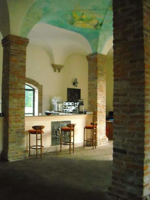 Tenuta Il Tenchio Hotel Lacchiarella Luaran gambar